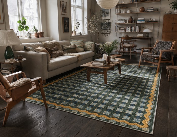 dark wood floor decor